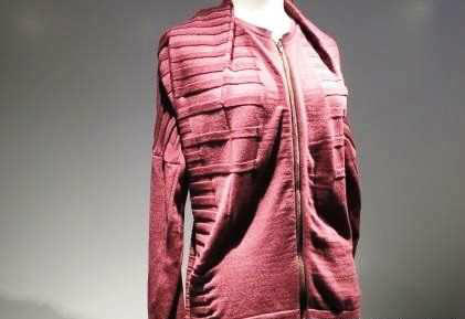 一些獨(dú)特的可穿戴時尚科技服裝秀_ESMCOL_3