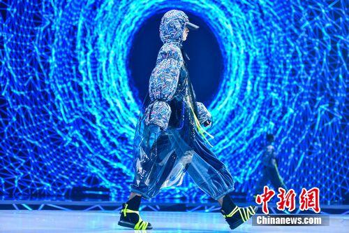 羽絨服服裝秀。